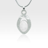 Hammered Pendant Quartz Clear Silver
