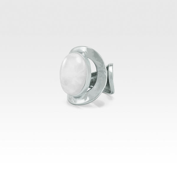 Hammered Ring Quartz Clear Silver