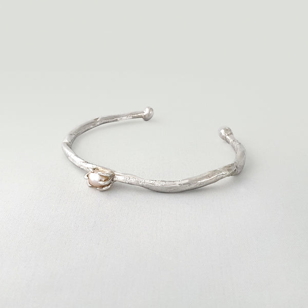 Twiglet Pearl Bracelet Silver Side